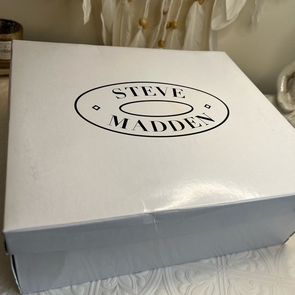 Steve Madden shoes - Picture 15 of 16